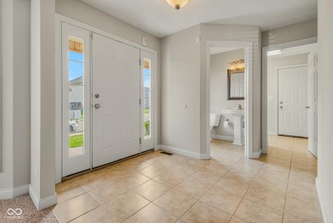 2296 Berkshire Place N Columbus IN 47203