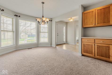 2296 Berkshire Place N Columbus IN 47203
