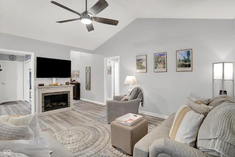 786 Stonemill Drive Greenwood IN 46143