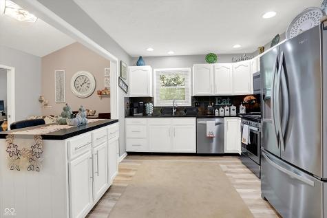 786 Stonemill Drive Greenwood IN 46143