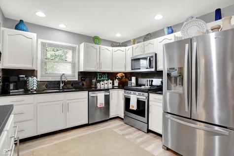 786 Stonemill Drive Greenwood IN 46143