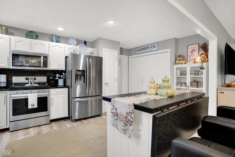 786 Stonemill Drive Greenwood IN 46143