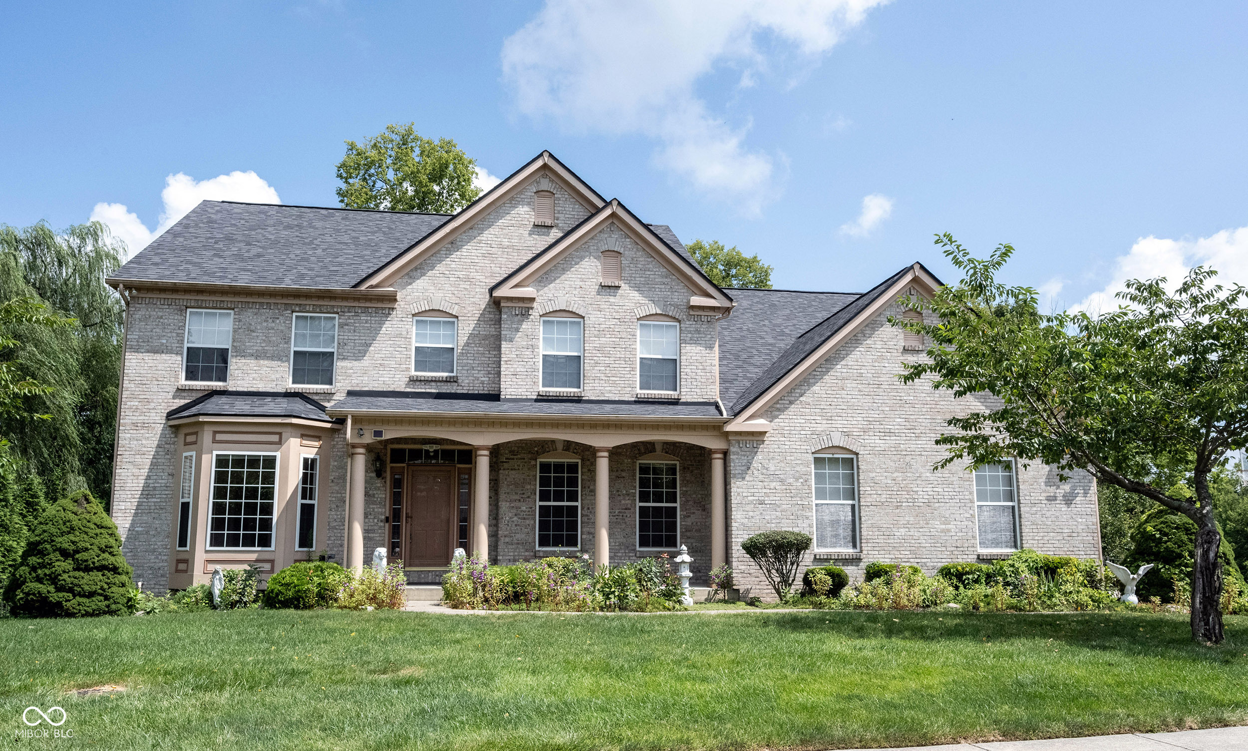 8727 Santana Lane Indianapolis IN 46278