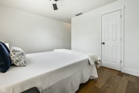 933 N Tuxedo Street Indianapolis IN 46201
