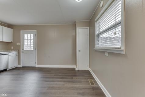 527 Northgate Drive Greenwood IN 46143