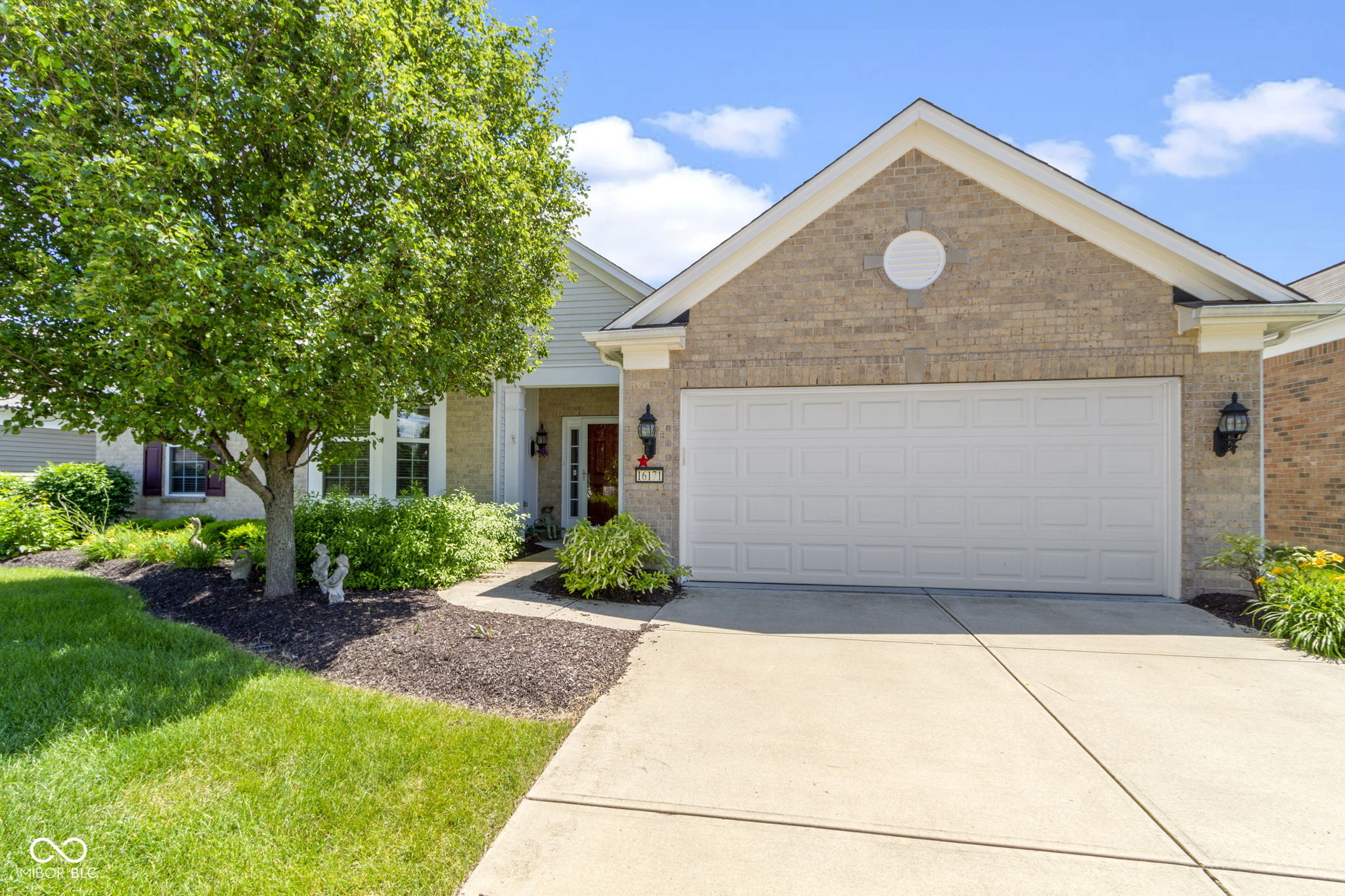 16171 Oakford Trail Fishers IN 46037