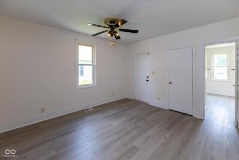 885 S 11th Street Noblesville IN 46060