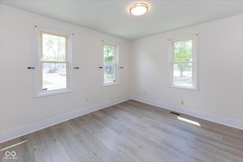 885 S 11th Street Noblesville IN 46060