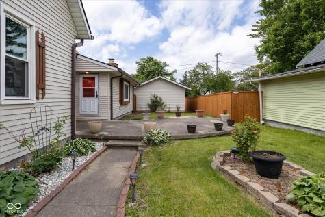 885 S 11th Street Noblesville IN 46060