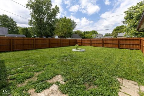 885 S 11th Street Noblesville IN 46060