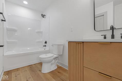 35 S Bradley Avenue Indianapolis IN 46201