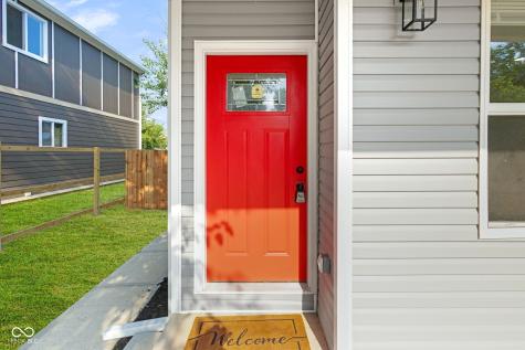 35 S Bradley Avenue Indianapolis IN 46201