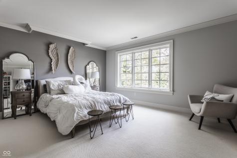 954 Laurelwood Carmel IN 46032