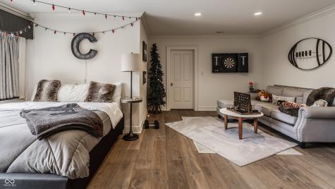 954 Laurelwood Carmel IN 46032