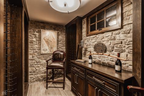 954 Laurelwood Carmel IN 46032