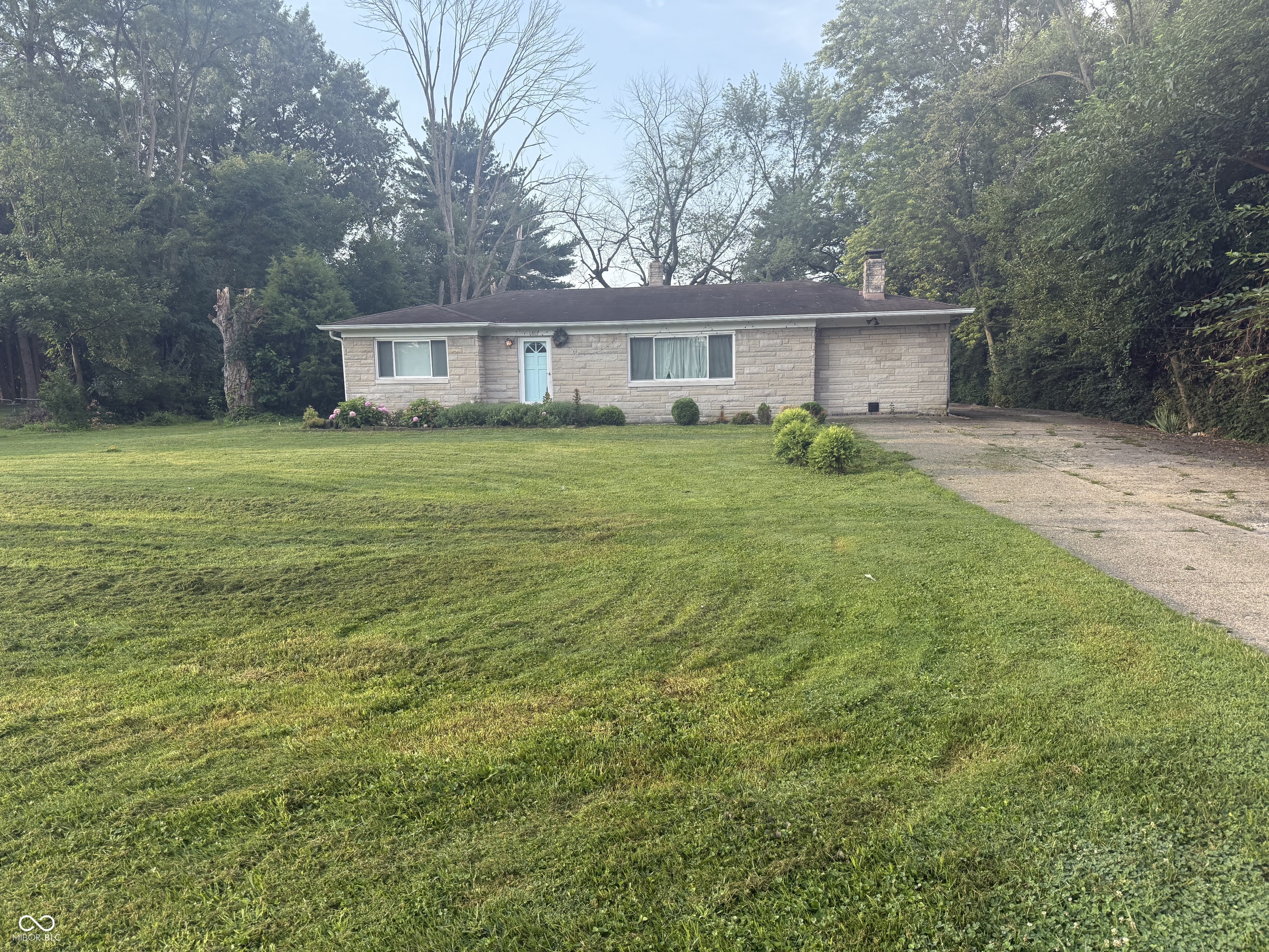 1607 E Stop 12 Road Indianapolis IN 46227
