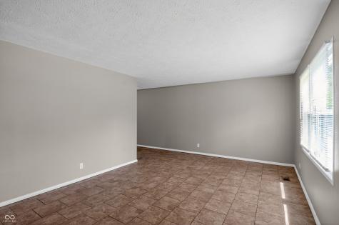 3928 Delmont Drive Indianapolis IN 46235