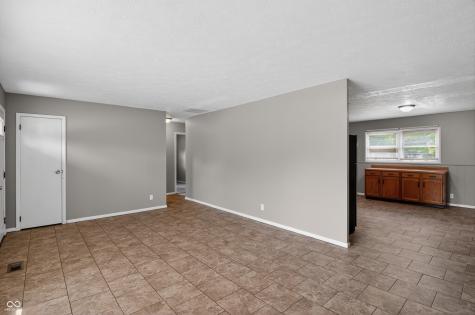 3928 Delmont Drive Indianapolis IN 46235