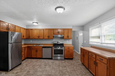 3928 Delmont Drive Indianapolis IN 46235