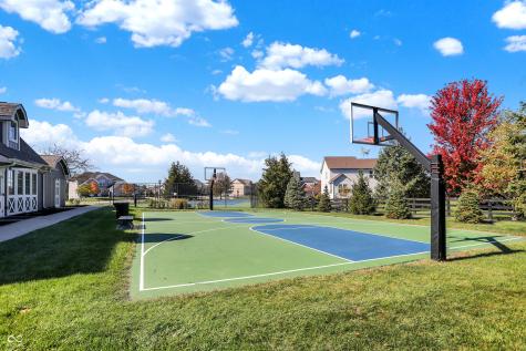 833 Silverheels Drive Westfield IN 46074