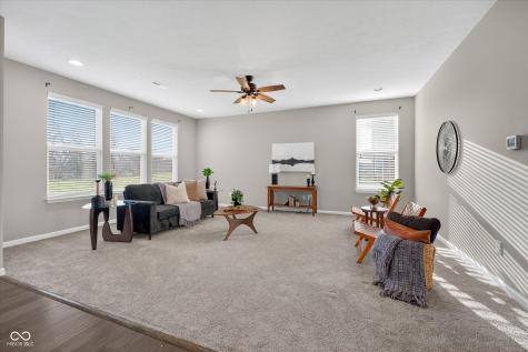 11904 Crossbill Court Noblesville IN 46060