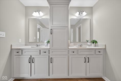 11904 Crossbill Court Noblesville IN 46060