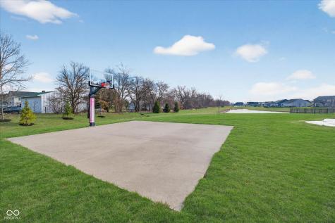 11904 Crossbill Court Noblesville IN 46060