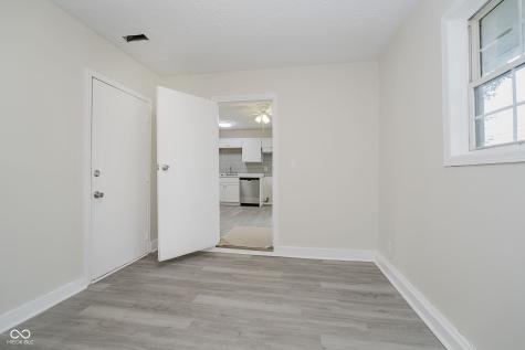 2807 Carla Court Indianapolis IN 46219
