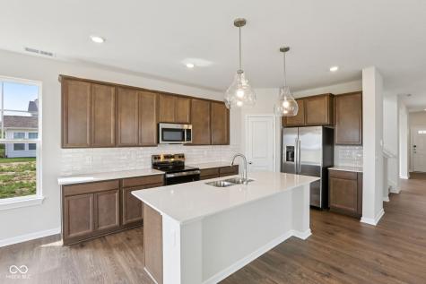 15989 Tharp Woods Drive Fishers IN 46037