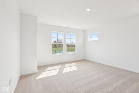 15989 Tharp Woods Drive Fishers IN 46037
