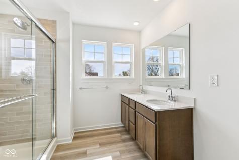15989 Tharp Woods Drive Fishers IN 46037