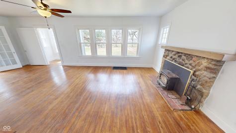 749 S River Road Covington IN 47932