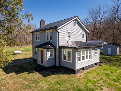 749 S River Road Covington IN 47932