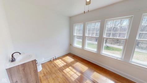 749 S River Road Covington IN 47932