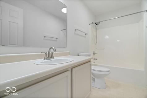 17015 Flinchum Way W Noblesville IN 46062