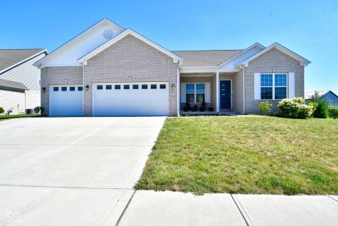 9352 Thames Drive Avon IN 46123