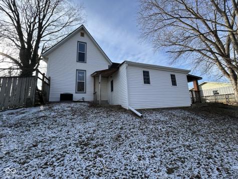 446 High Street Hope IN 47246