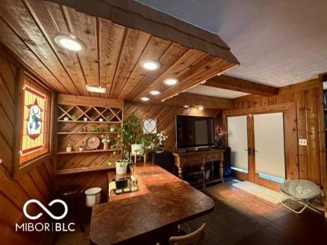 888 Briarwood Drive Greenwood IN 46142