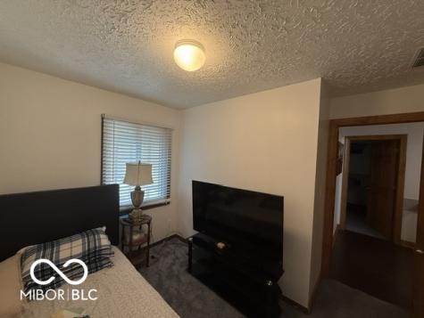 888 Briarwood Drive Greenwood IN 46142