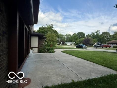 888 Briarwood Drive Greenwood IN 46142