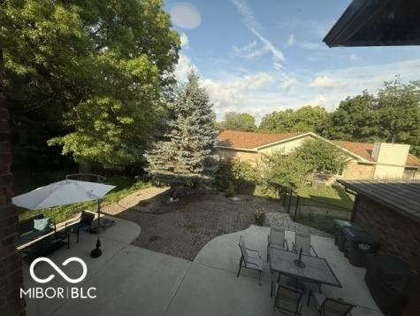 888 Briarwood Drive Greenwood IN 46142