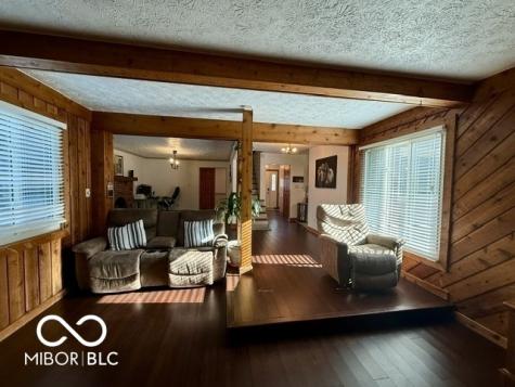 888 Briarwood Drive Greenwood IN 46142