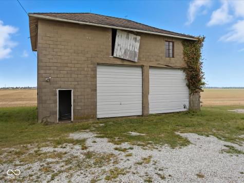 3768 S 275 W Shelbyville IN 46176