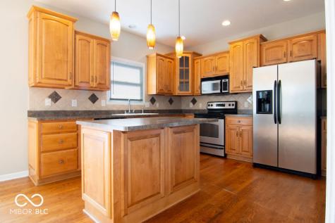 5263 Brooks Bend Greenwood IN 46143