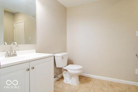 5263 Brooks Bend Greenwood IN 46143