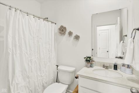 2543 Maricopa Boulevard Whitestown IN 46075