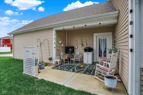 2543 Maricopa Boulevard Whitestown IN 46075