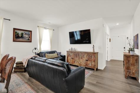 2543 Maricopa Boulevard Whitestown IN 46075