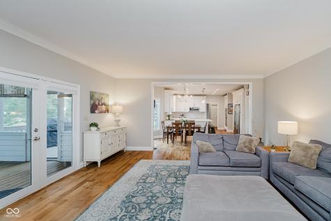 515 Twin Oaks Drive Carmel IN 46032