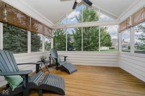 515 Twin Oaks Drive Carmel IN 46032